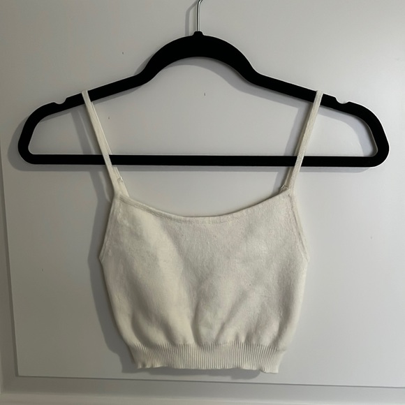 Aritzia Babaton Georgia Sweater Tank - Picture 2 of 5